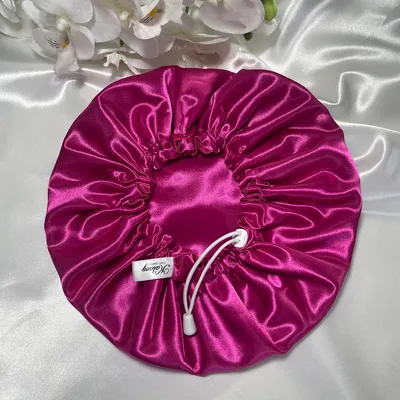 bonnet de nuit en satin fuchsia